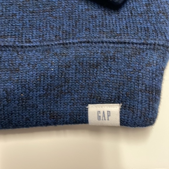 Gap sweater - Picture 4 of 5